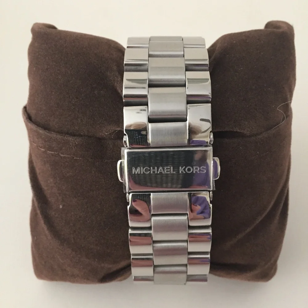 Michael Kors absolutely beautiful